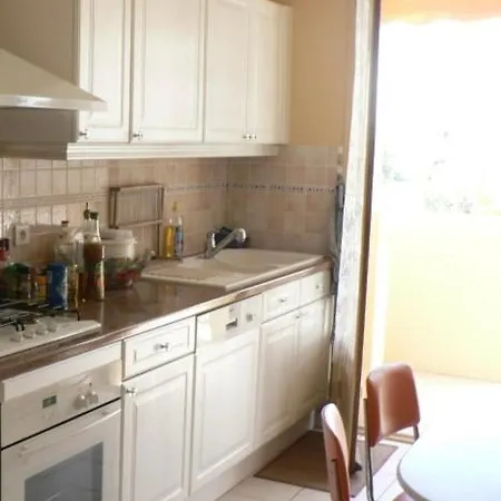 Ensoleille Apartment